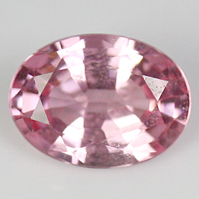 สปิเนลสีชมพู (Spinel) 0.63 กะรัต สีชมพูหวาน รูปร่างดี