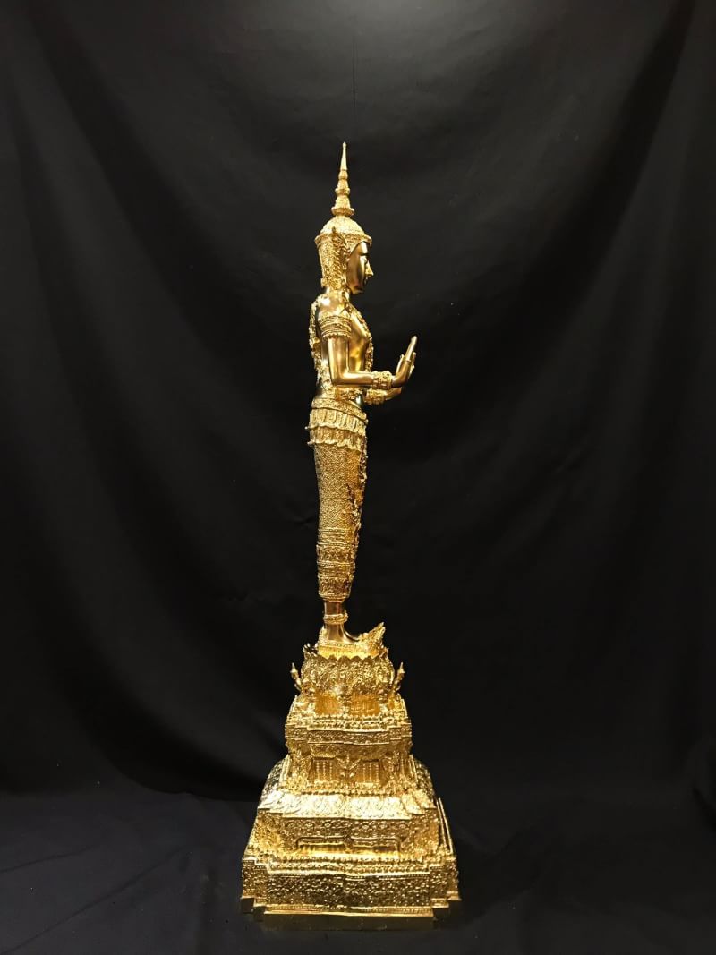 พระพุทธรูปปางห้ามสมุทรทรงเครื่องจักรพรรดิ์ วัดอรุณราชวรารามราชวรมหาวิหาร ปี พ.ศ.2539