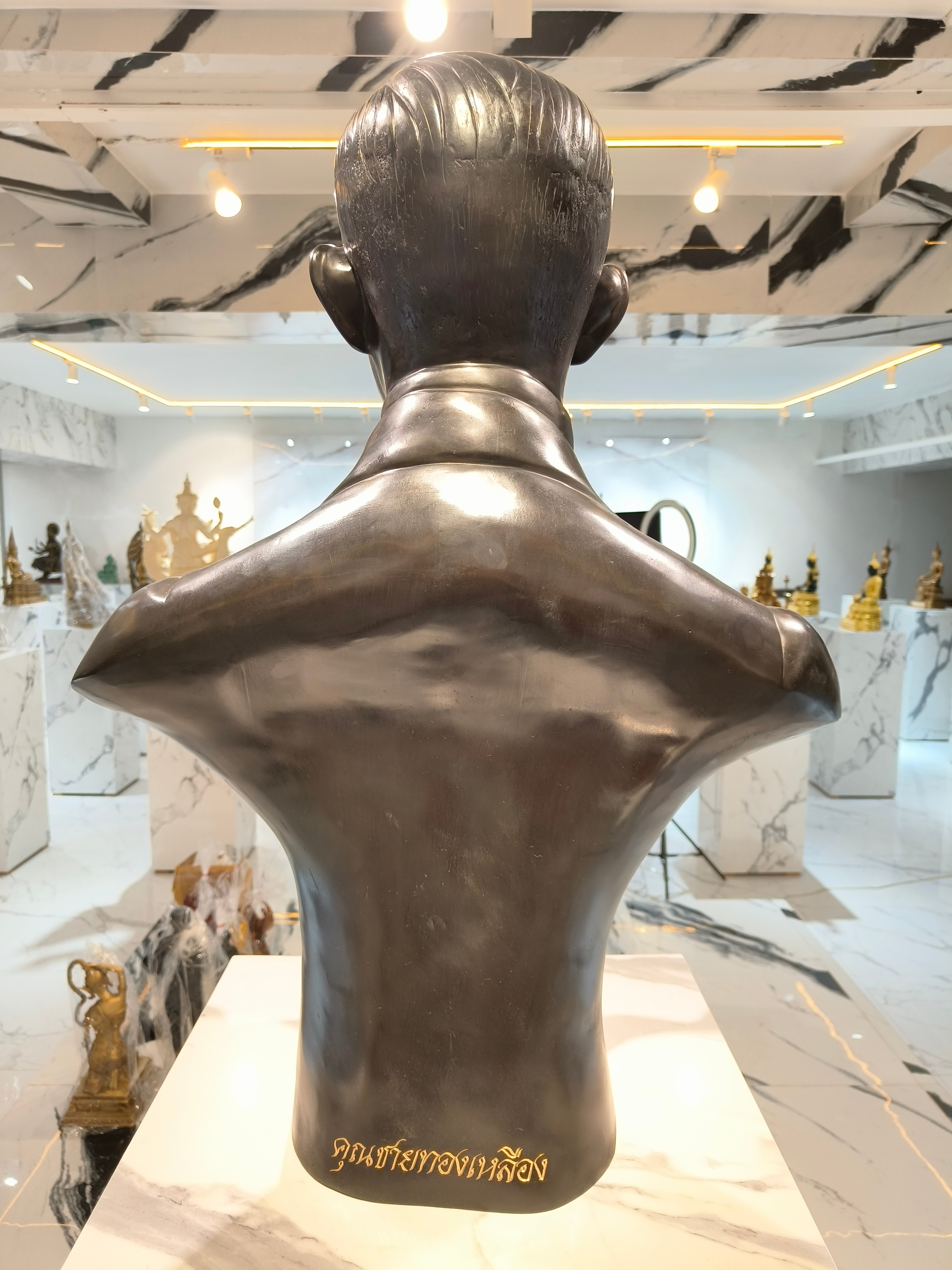 รูปหล่อ พระบิดา สมเด็จพระมหิตลาธิเบศร อดุลยเดชวิกรม พระบรมราชชนก พระราชบิดาในรัชกาลที่ 9 ครึ่งพระองค์ ขนาดเท่าจริง