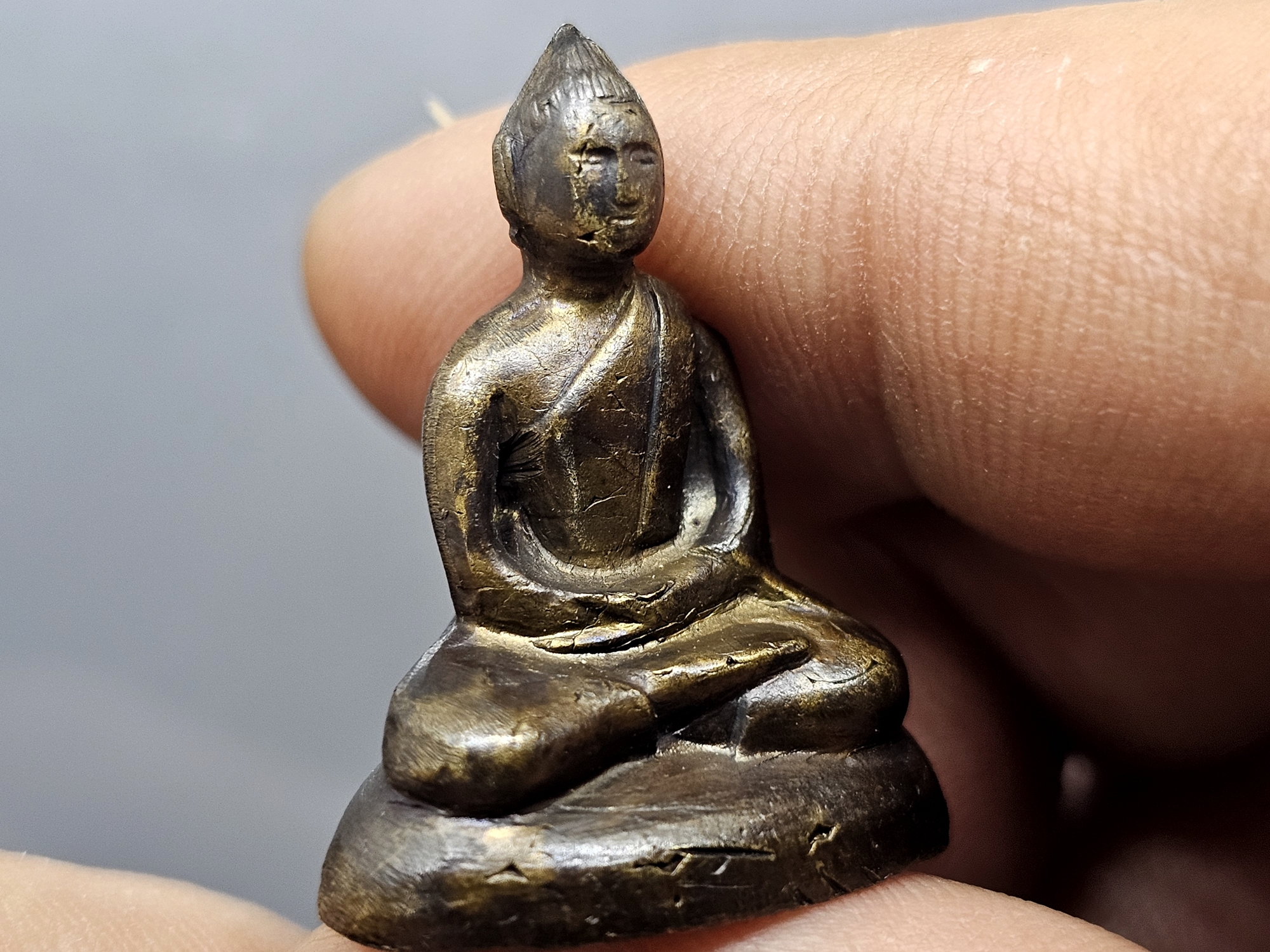 พระกริ่ง ฝีพระหัตถ์สมเด็จย่า ปี 2515 สภาพสวย แท้ดูง่าย