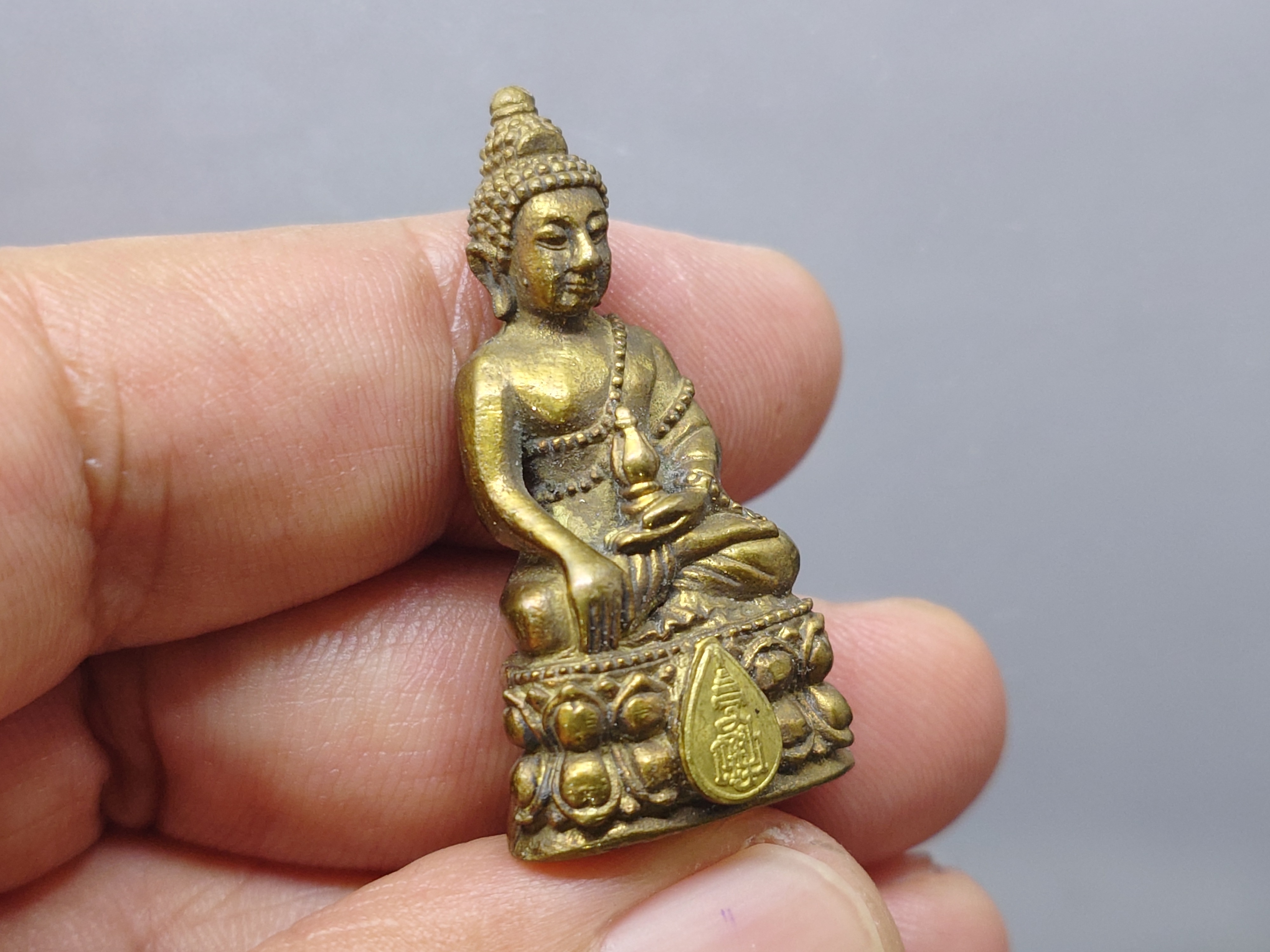 พsะกริ่งญาณสังวร ญสส. ฉลองพระชนมายุ 87 พรรษา สมเด็จพระญาณสังวรฯ ทรงอธิษฐานจิตเดี่ยว วัดบวรนิเวศวิหาร ปี2543 พร้อมตลับเดิม