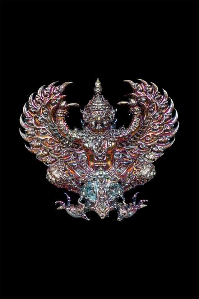 พญาครุฑ รุ่นรวยหมื่นล้าน หลวงพ่อพัฒน์ วัดห้วยด้วน เนื้อทองแดงรุ้ง พิมพ์ใหญ่ 2563 (SKU-03025)