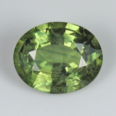 เขียวส่อง (Green Sapphire) 1.23 กะรัต ไฟดี ประกายดี พลอยบางกะจะ