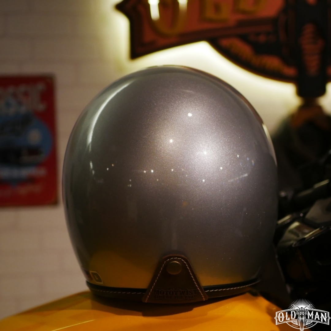 หมวกกันน๊อค Moto twist สีบรอนเงินเงา (สอบถามไซส์ก่อนสั่งซื้อ)