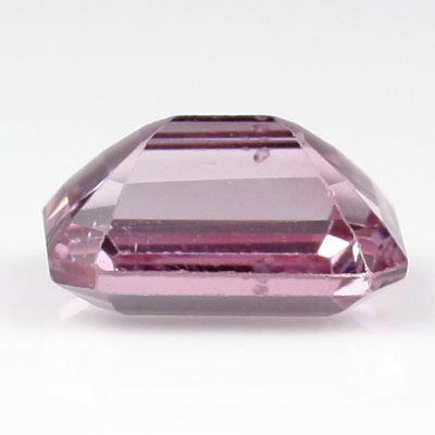**ขายแล้ว**สปิเนลสีชมพู (Spinel) 1.16 กะรัต รูปเหลี่ยมมรกต รูปร่างดี สีหวาน