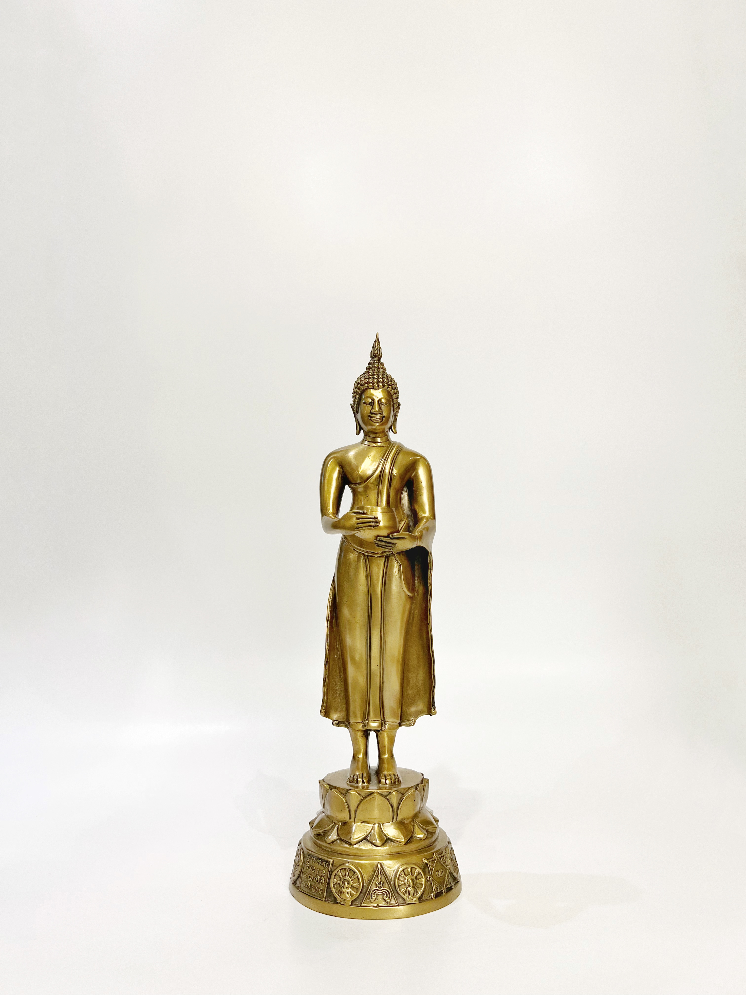 รูปหล่อพระพุทธรูป ปางอุ้มบาตร หน้าตัก 5 นิ้ว (วันพุธ)