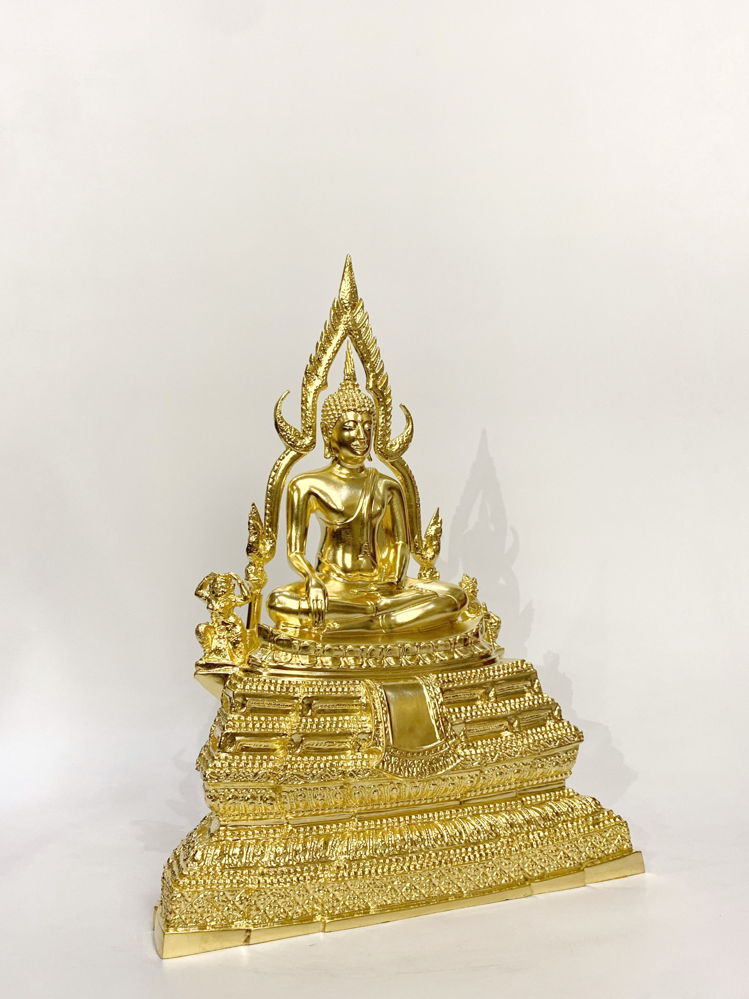 พระพุทธรูป พระพุทธชินราช ฐานสูง หน้าตัก 5.9 นิ้ว วัดพระศรีรัตนมหาธาตุวรมหาวิหาร จ.พิษณุโลก จัดสร้าง ปี พ.ศ.2539