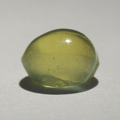 **ขายแล้ว**คริสโซเบริลตาแมวหรือไพฑูรย์ (Cat's eye Chrysoberyl) 1.78 กะรัต เนื้อใส ตาคม จากศรีลังกา