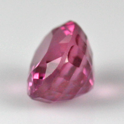 **ขายแล้ว**แซปไฟร์สีชมพู (Pink Sapphire) 0.57 กะรัต สีชมพู ไฟดี น่ารัก