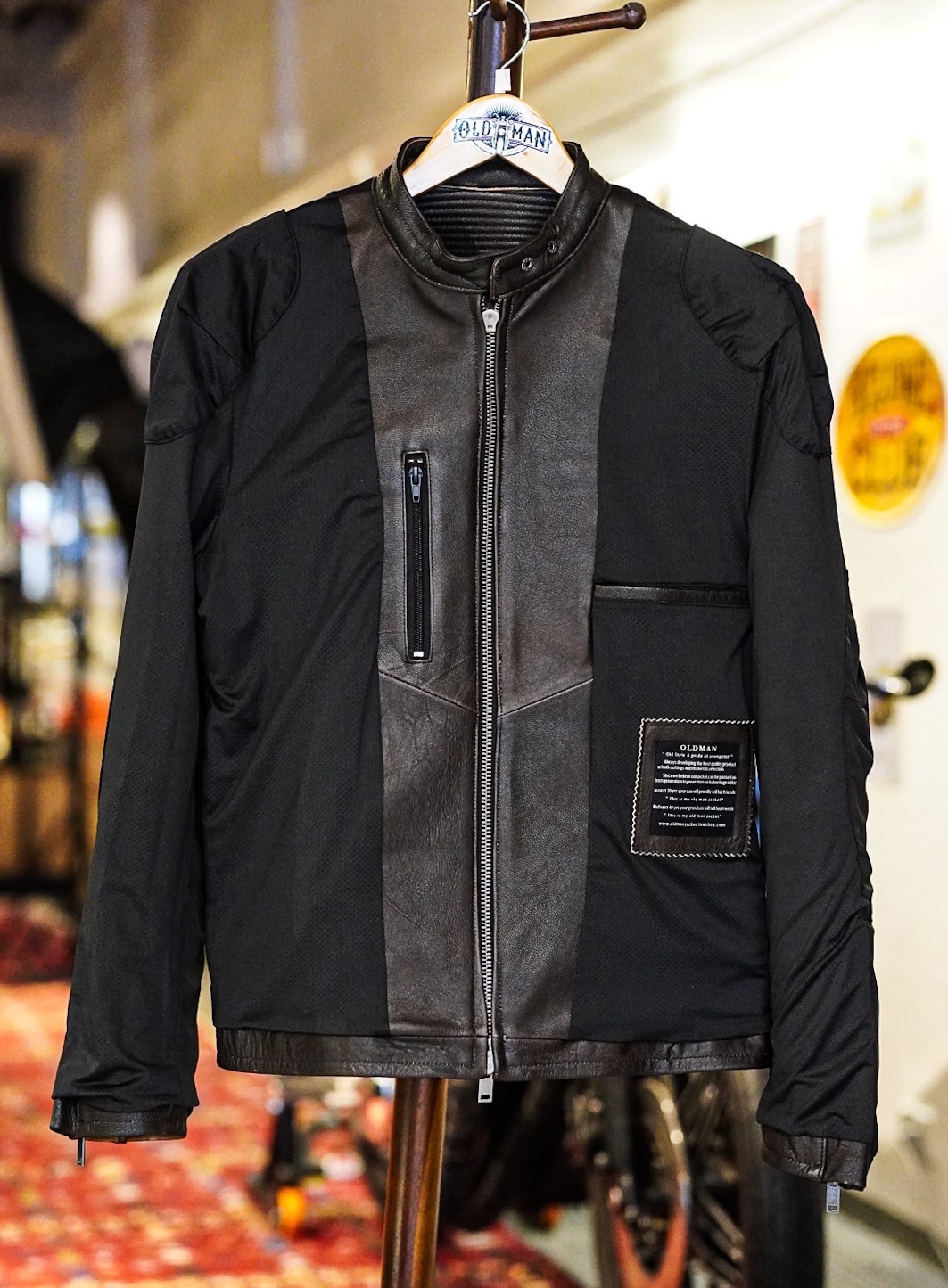 เสื้อหนังแท้ Caveman 802SC มีการ์ด (กรุณาสอบถามไซส์ก่อนสั่งซื้อ)