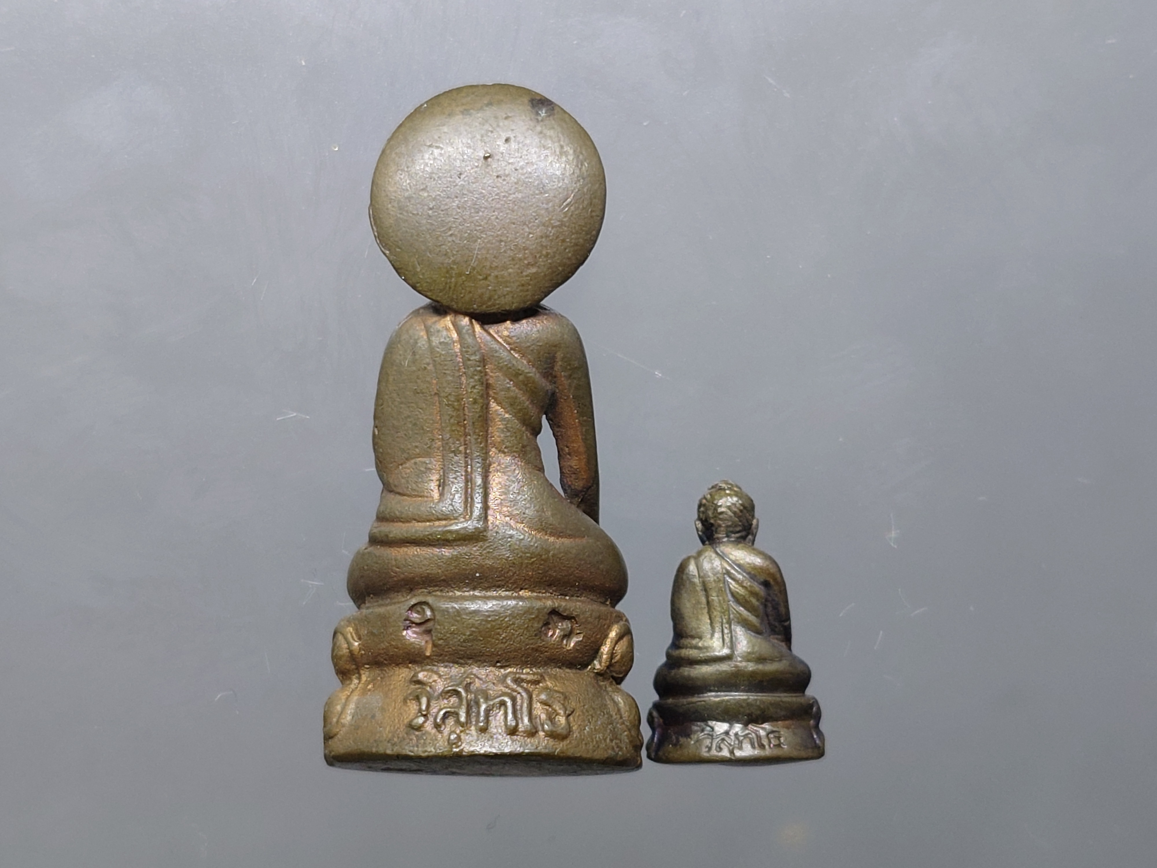 พระกริ่ง-พระชัยวัฒน์ (กริ่งฟ้าผ่า) รุ่นกึ่งศตวรรษ์ เนื้อนวะโลหะ พุทธาภิเษก ณ พระอุโบสถวัดสุทัศนเทพวราราม ปี2536 พร้อมกล่องเดิม