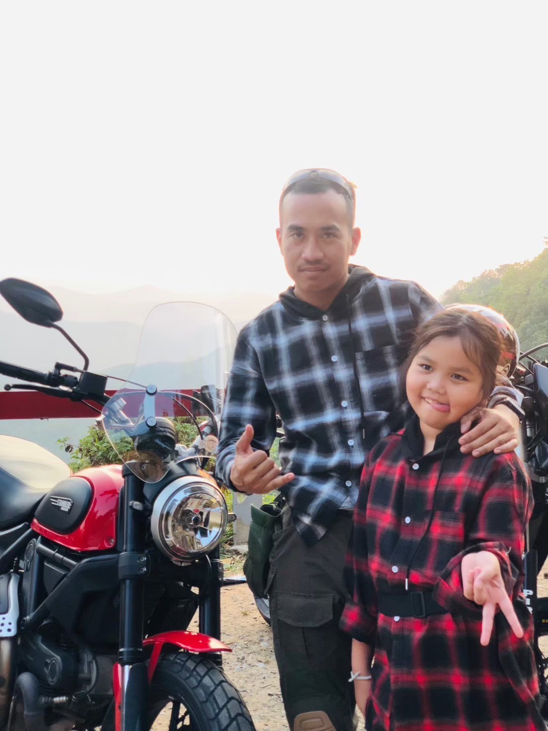 ชิวหน้า ไฟกลม ทรงสูง 47 ซม. สีใส