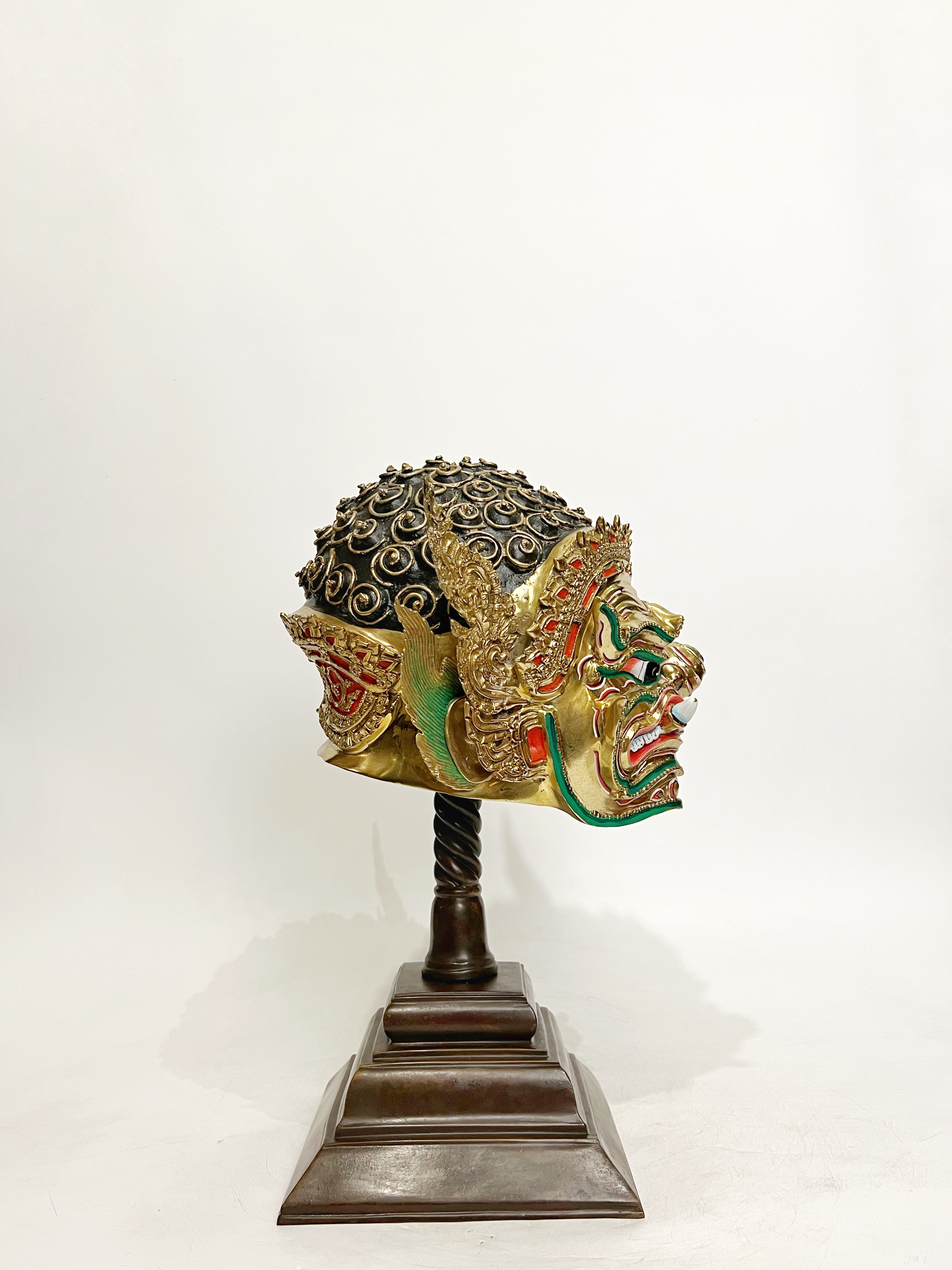 ศีรษะครู เศียรครู พระพิราพ หรือ เศียรพระพิราพ จัดสร้างโดย อาจารย์เก่ง หน้าทอง เรือนเทวาบริรักษ์ ไหว้ครู ปี 2565