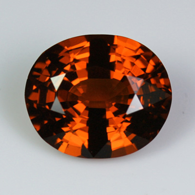 **ขายแล้ว**โกเมนสีส้มหรือสเปซซาไทท์ (Spessartite Garnet) 2.98 กะรัต รูปไข่ ไฟดี