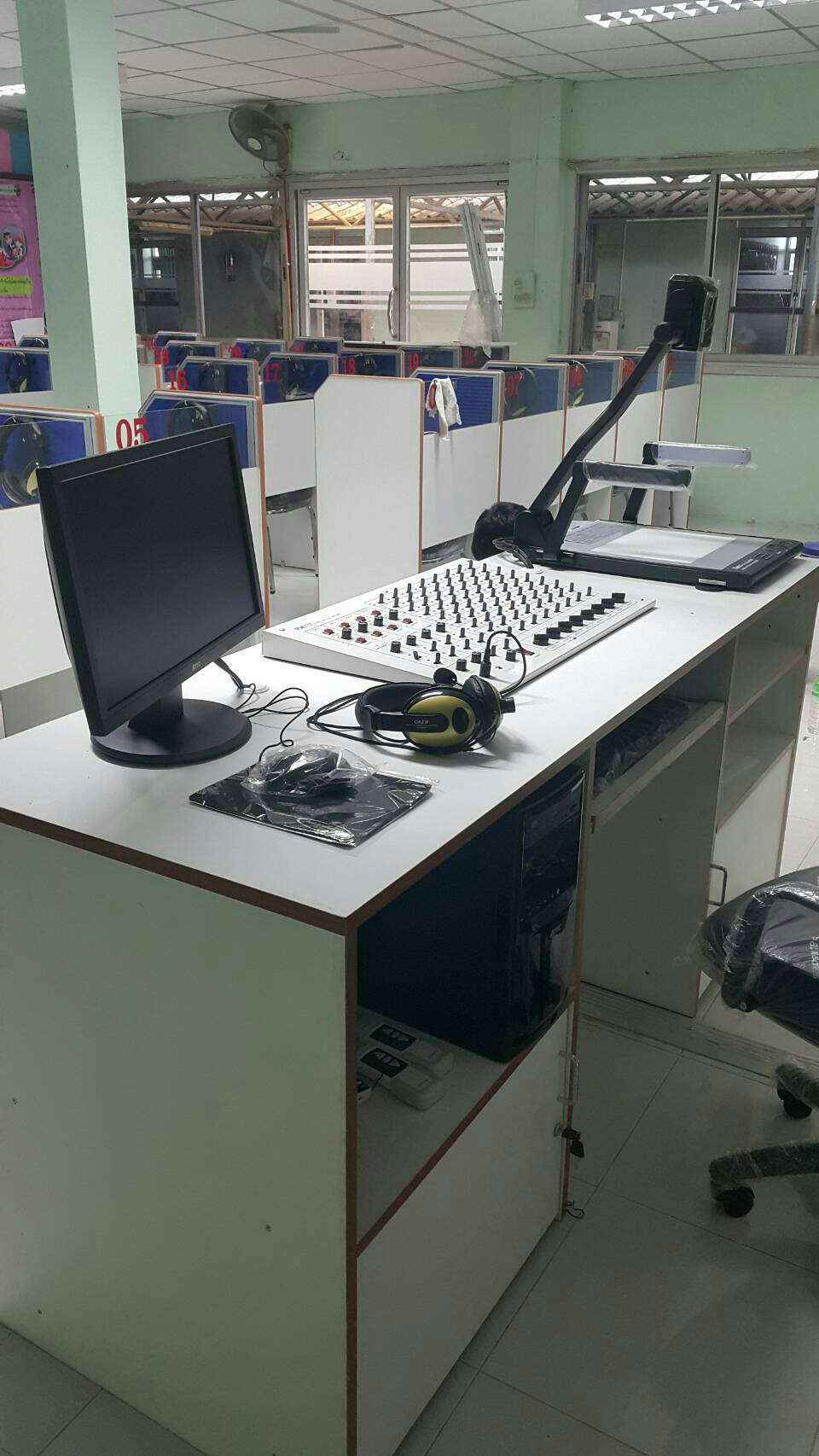 รับติดตั้งห้อง ซาวด์ แลบ ,Sound Lab โทร 0854968982