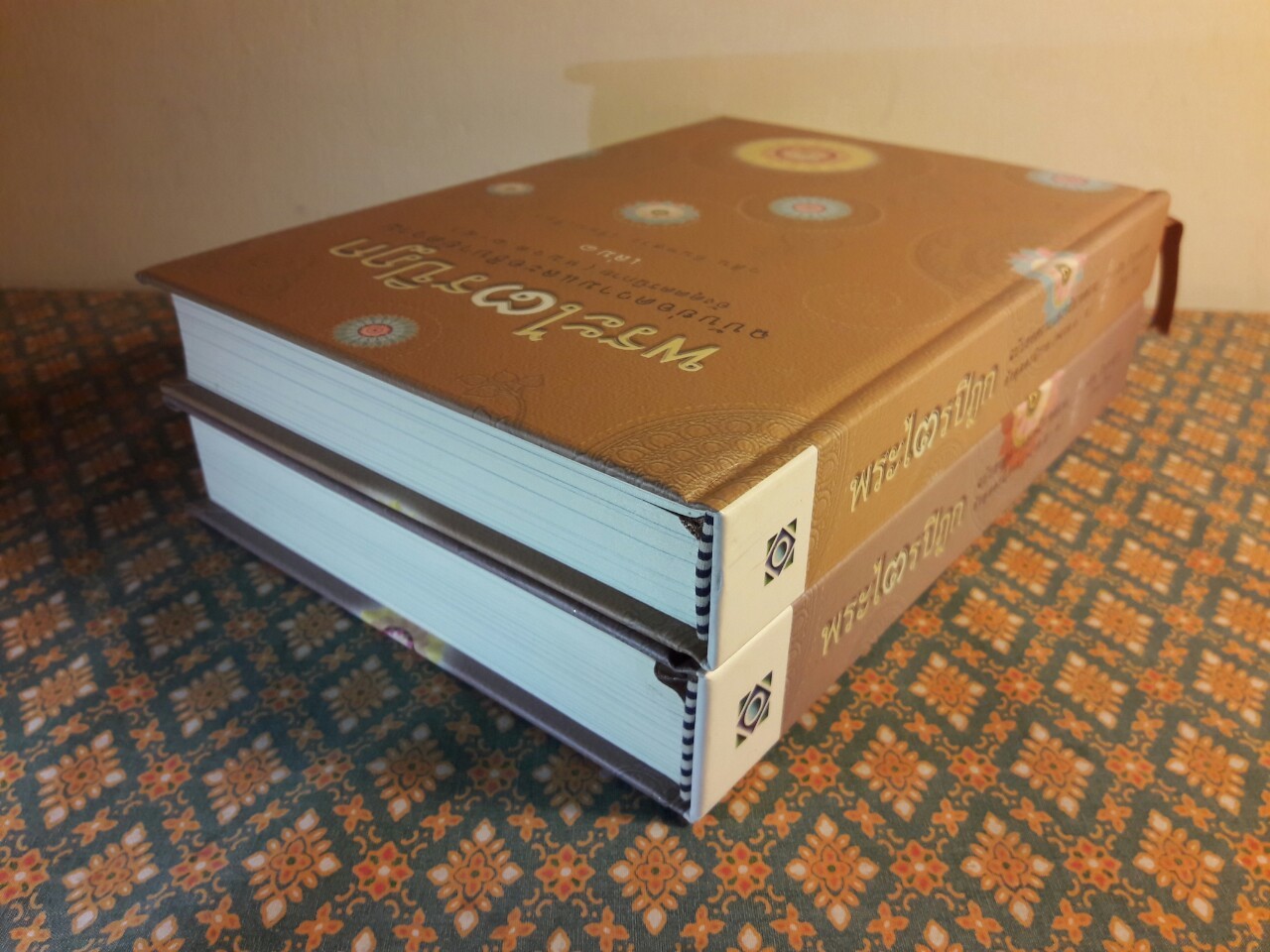 พระไตรปิฎก ฉบับย่อความและอธิบายความอังคุตตรนิกาย หมวด 1-4 (เล่ม 1-2) พร้อมกล่อง