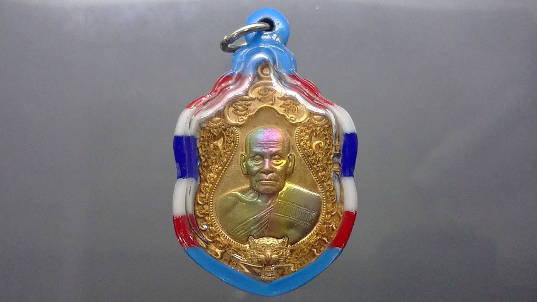 เหรียญเสมาเสือคาบดาบ รุ่น2 เนื้อสัตตะ หน้ากากชนวนรุ้ง หลวงพ่อพัฒน์ วัดห้วยด้วน โคท 232 (SKU-03621)