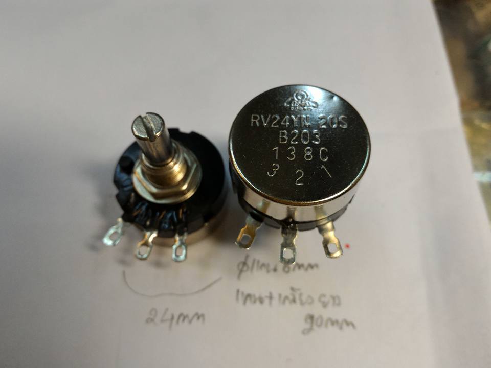 โวลุ่ม20Kรุ่นRV24YN20SB203ของญี่ปุ่นแท้ยี้ห้อCOSMOขนาดเส้นผ่านศูนย์กลาง24MMแกนยาว20MMขนาดแกนอ้วน6MM VOLUME20KohmMADE IN JAPAN