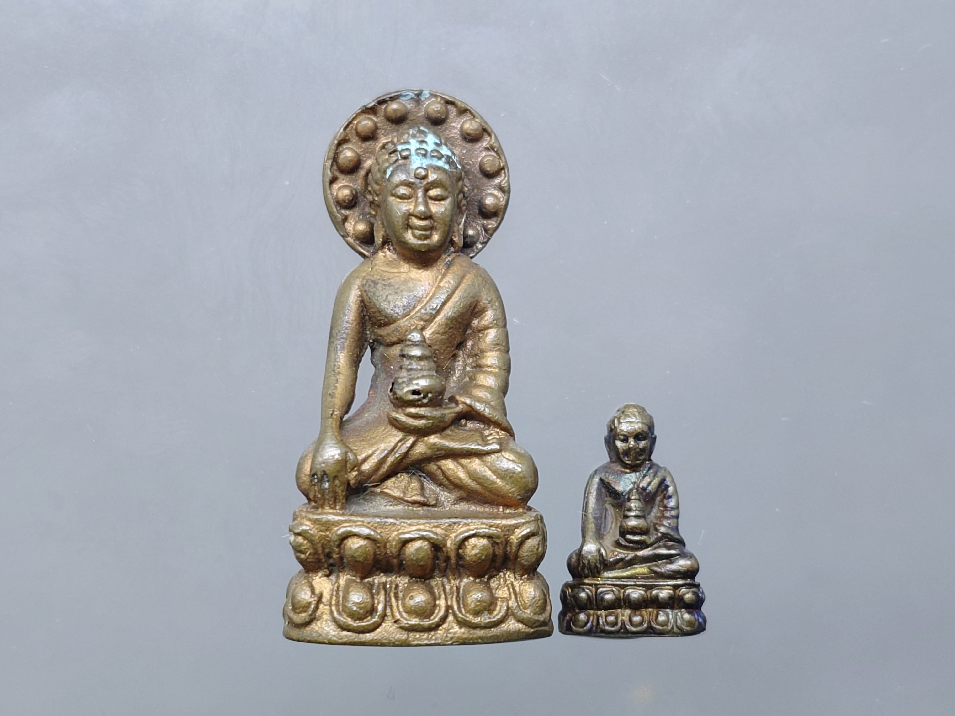 พระกริ่ง-พระชัยวัฒน์ (กริ่งฟ้าผ่า) รุ่นกึ่งศตวรรษ์ เนื้อนวะโลหะ พุทธาภิเษก ณ พระอุโบสถวัดสุทัศนเทพวราราม ปี2536 พร้อมกล่องเดิม