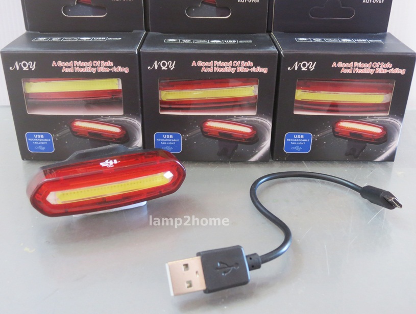 ไฟท้ายจักรยาน ปรับได้ 2 สี 6 จังหวะ ชาร์จ usb