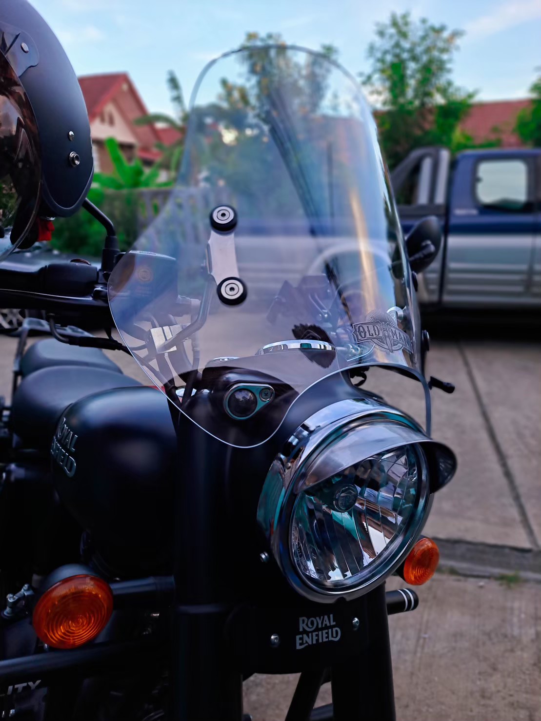 ชิวหน้า ไฟกลม ทรงสูง 47 ซม. สีใส