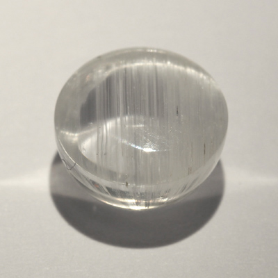 **ขายแล้ว**โทปาสตาแมว (Cat's eye Topaz) 3.87 กะรัต ตาแมวไหมสีเงิน หายาก