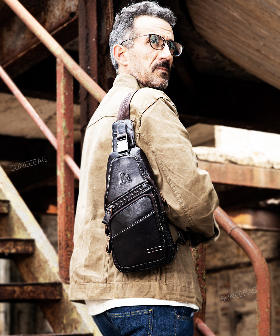 กระเป๋าคาดอกผู้ชาย หนังแท้100% พกพาสะดวก ใส่สมุด ใส่ iPad และของใช้ส่วนตัวได้ CODE:B042