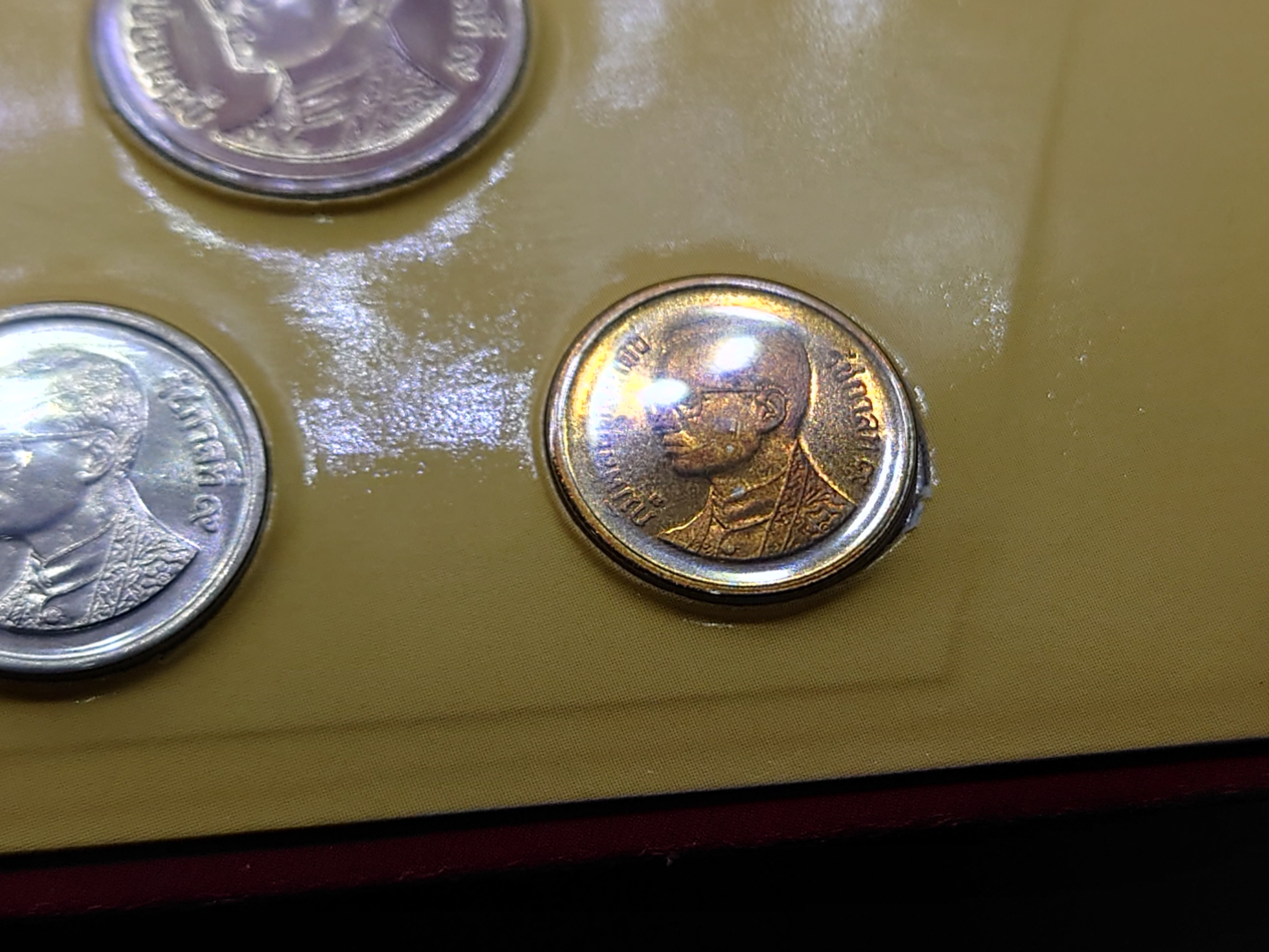 แผงเหรียญกษาปณ์หมุนเวียน ครบชุด ปี 2544 ปี มะเส็ง กรมธนารักษ์