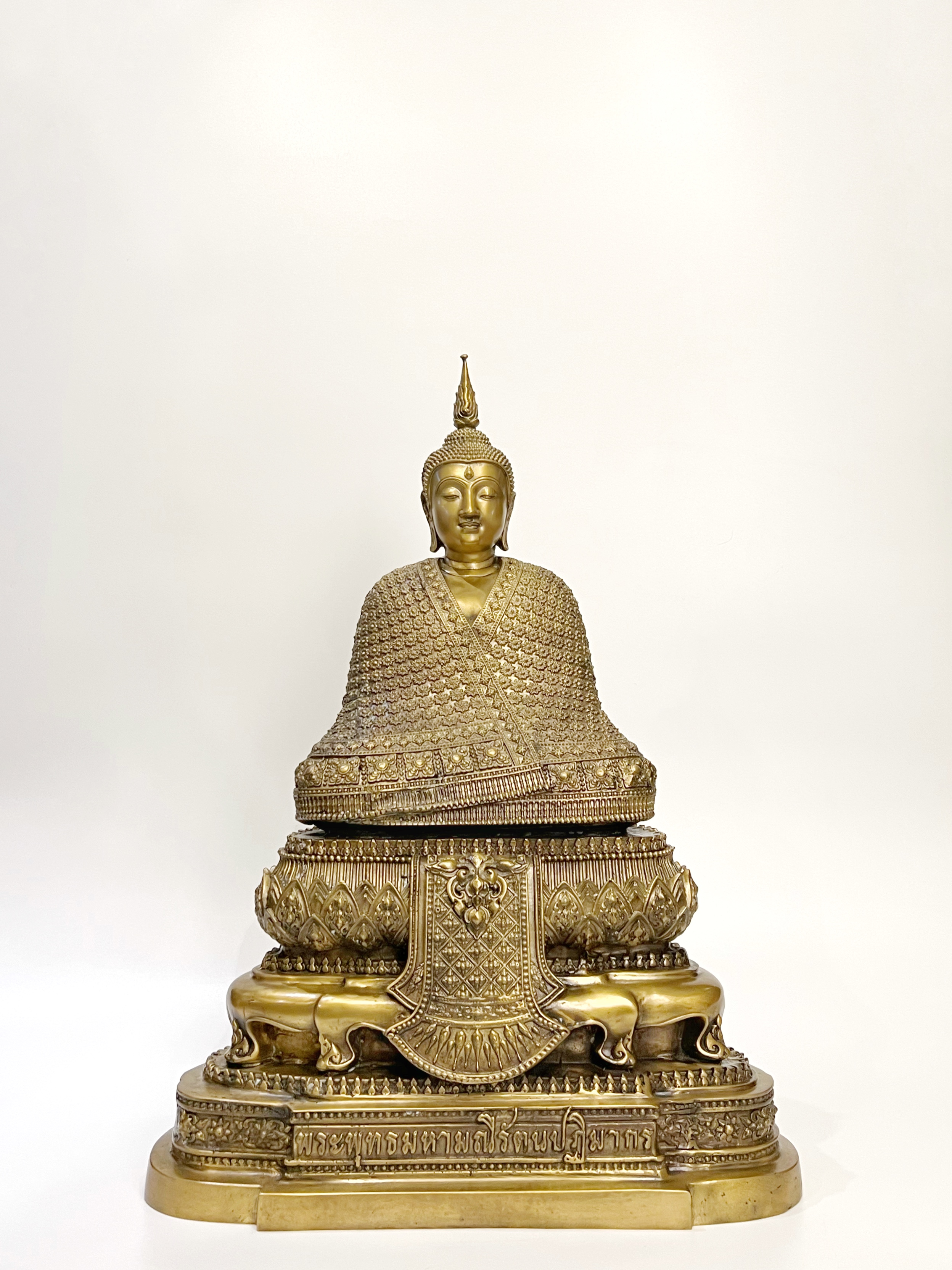 รูปหล่อพระแก้วมรกต ทรงเครื่องฤดูหนาว หน้าตัก 9 นิ้ว