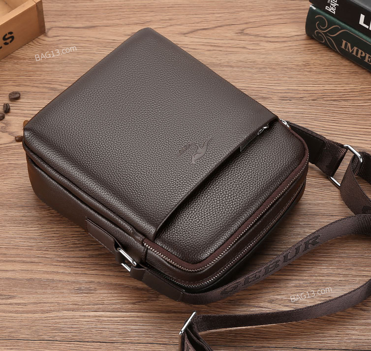 กระเป๋าสะพายข้างผู้ชาย กระเป๋าหนังผู้ชาย [CODE: A037]