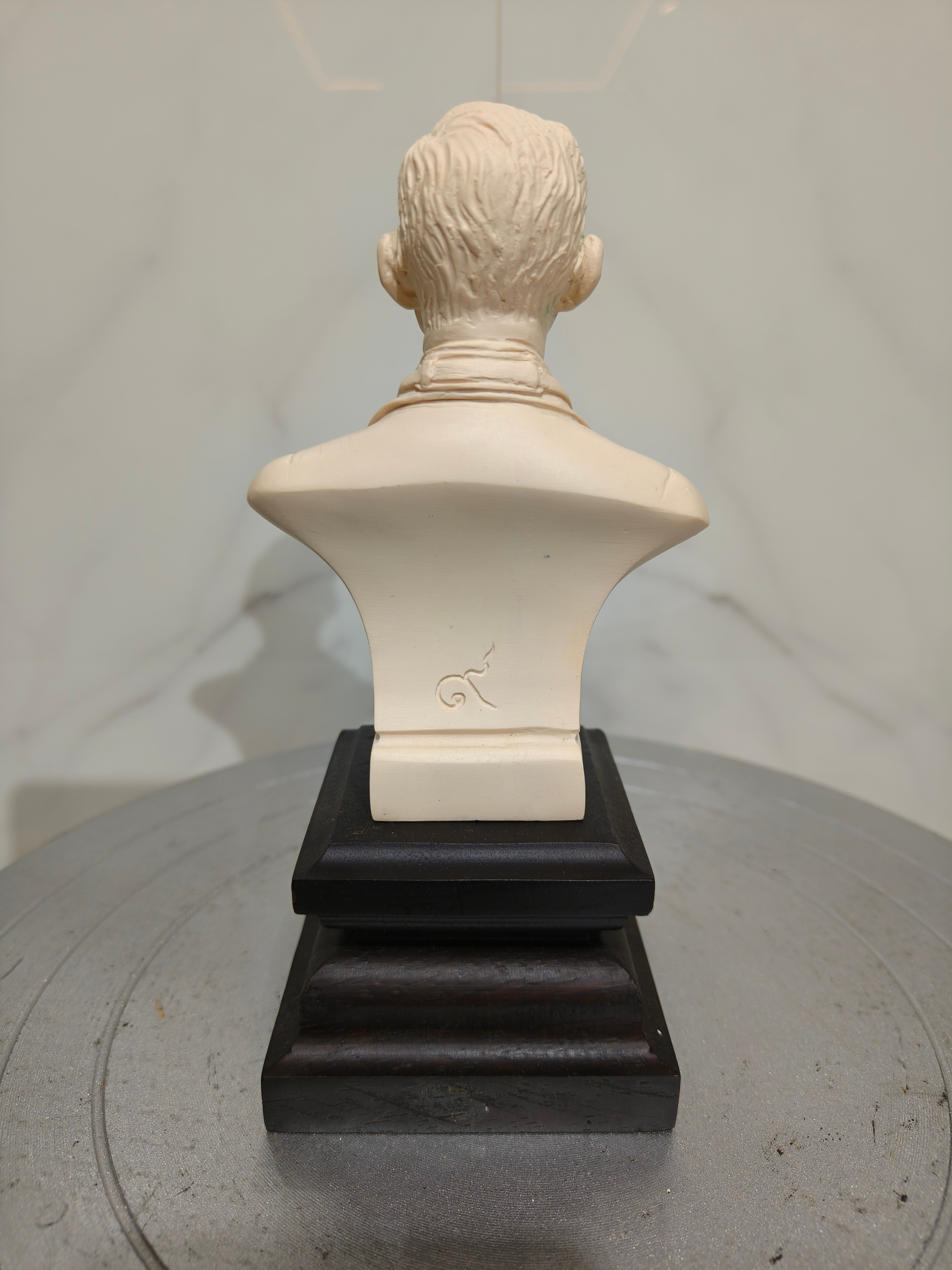 พระบรมรูปหล่อ ในหลวง รัชกาลที่ 9 ร.9 รุ่น ทรงงาน ขนาดเล็ก