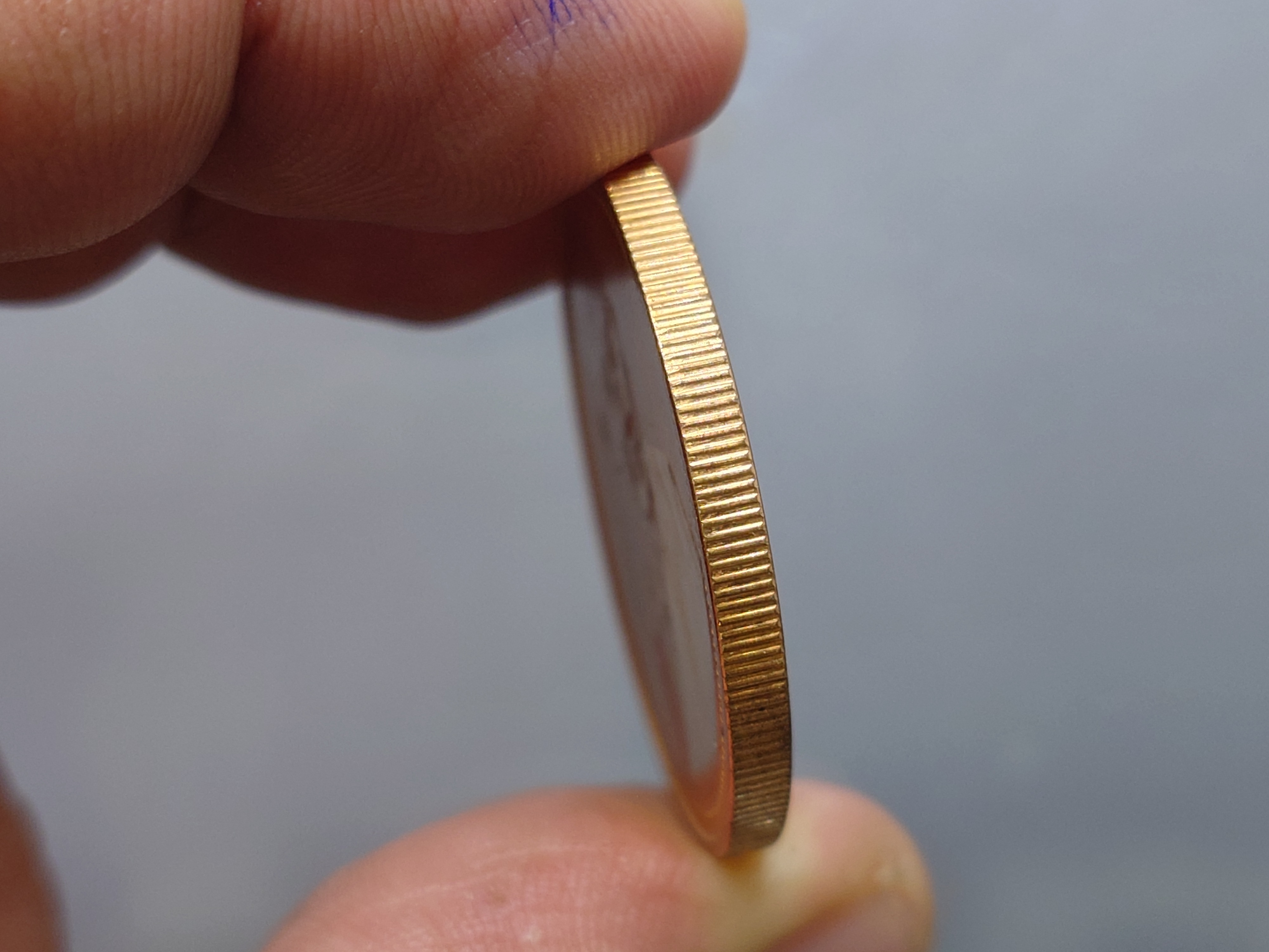 หลวงพ่อเกษม เขมโก รุ่นเสาร์ 5 มหามงคล 12 นักษัตร เนื้อทองแดงนอก บล็อกเพิร์ทมิ้นท์ ออสเตรเลีย สุสานไตรลักษณ์ ปี 2537