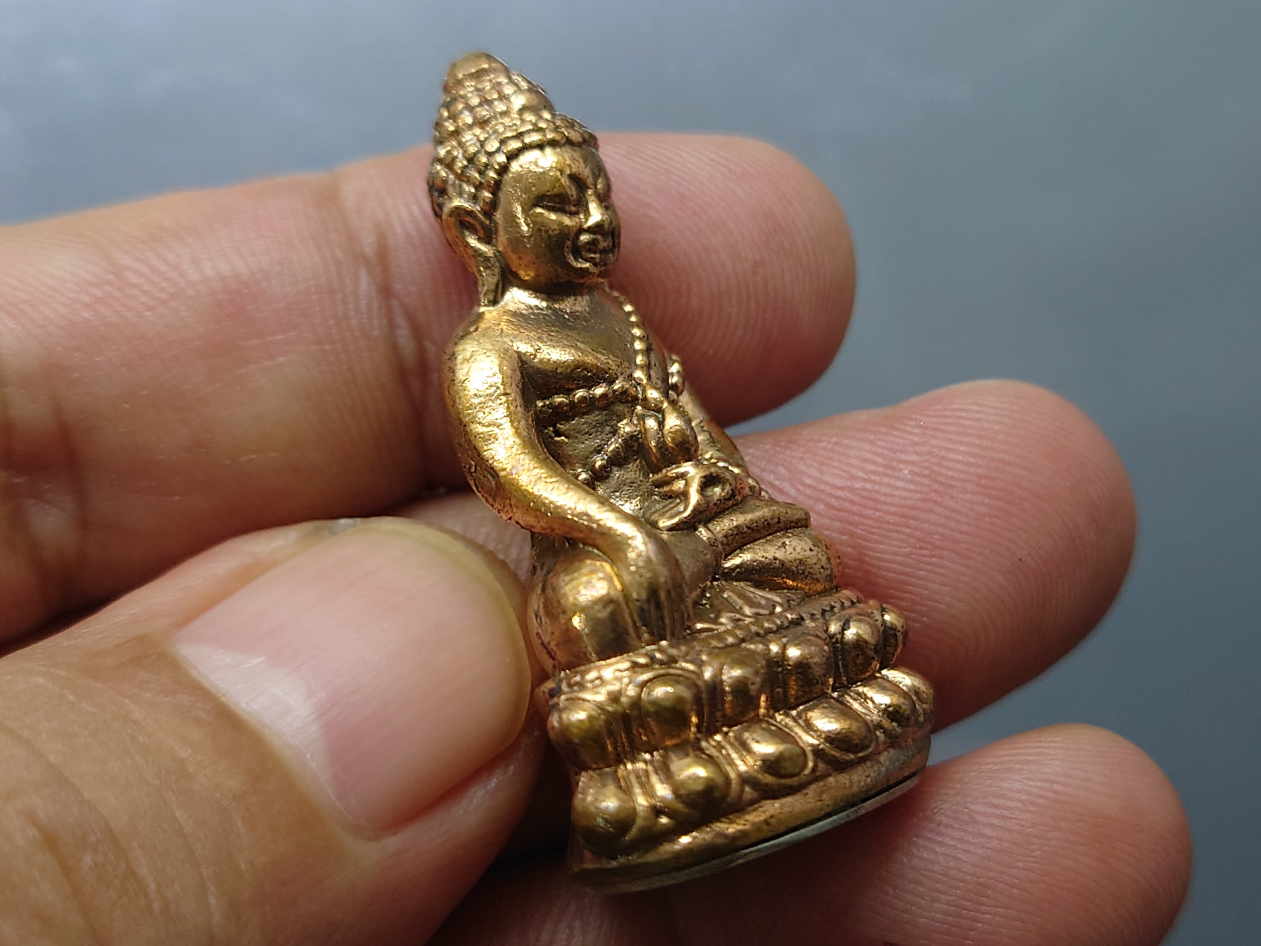 พระกริ่งญาณสังวร หล่อโบราณ เนื้อนวะ ฐานเงินแท้ 97 พรรษา ญสส วัดบวรนิเวศวิหาร ปี2553 พร้อมกล่องเดิม รับประกันแท้ออกวัด