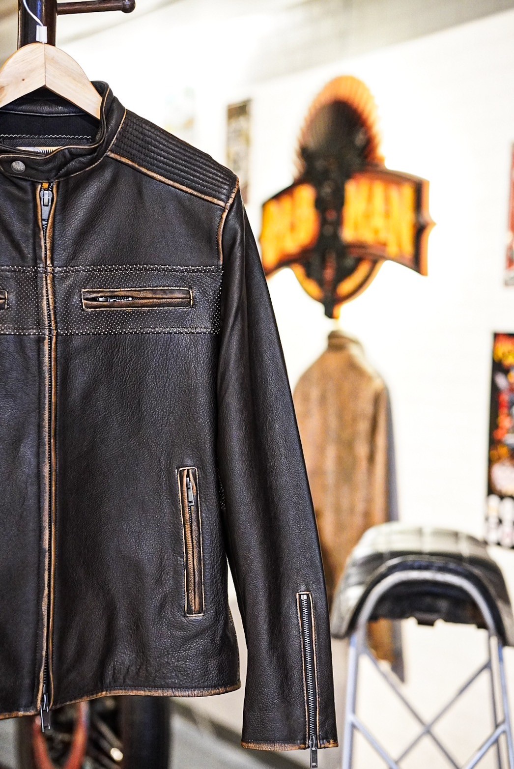 เสื้อหนังแท้ Caveman 802SC มีการ์ด (กรุณาสอบถามไซส์ก่อนสั่งซื้อ)