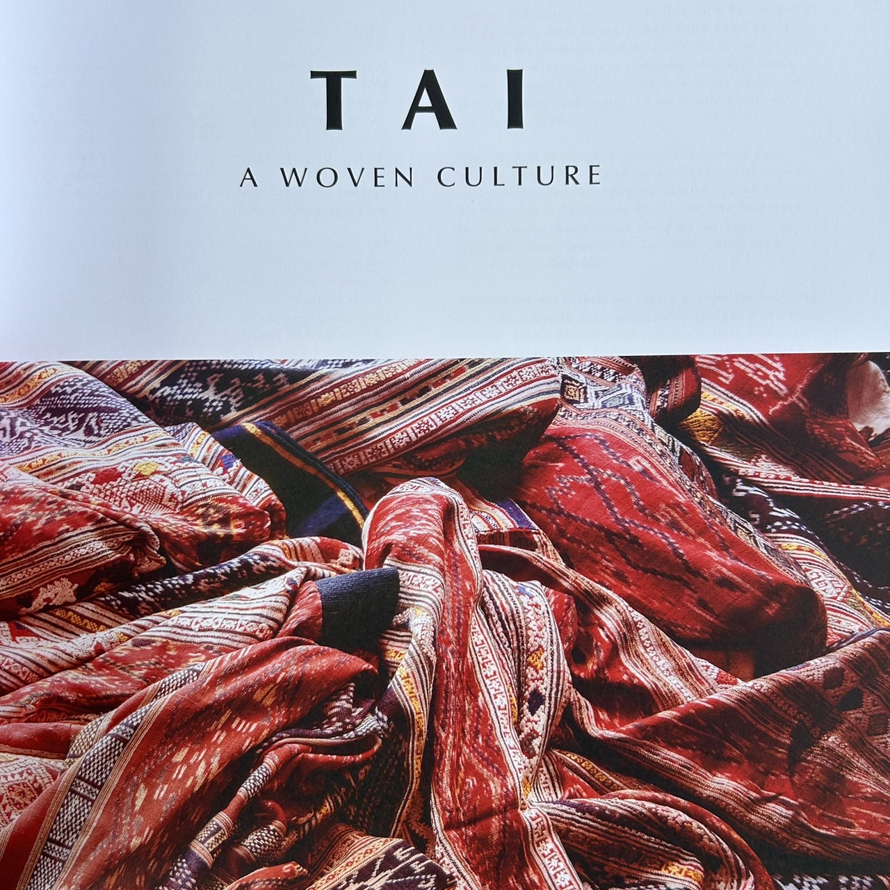 Riverbooks : ร้านหนังสือประวัติศาสตร์ Tai A Woven Culture