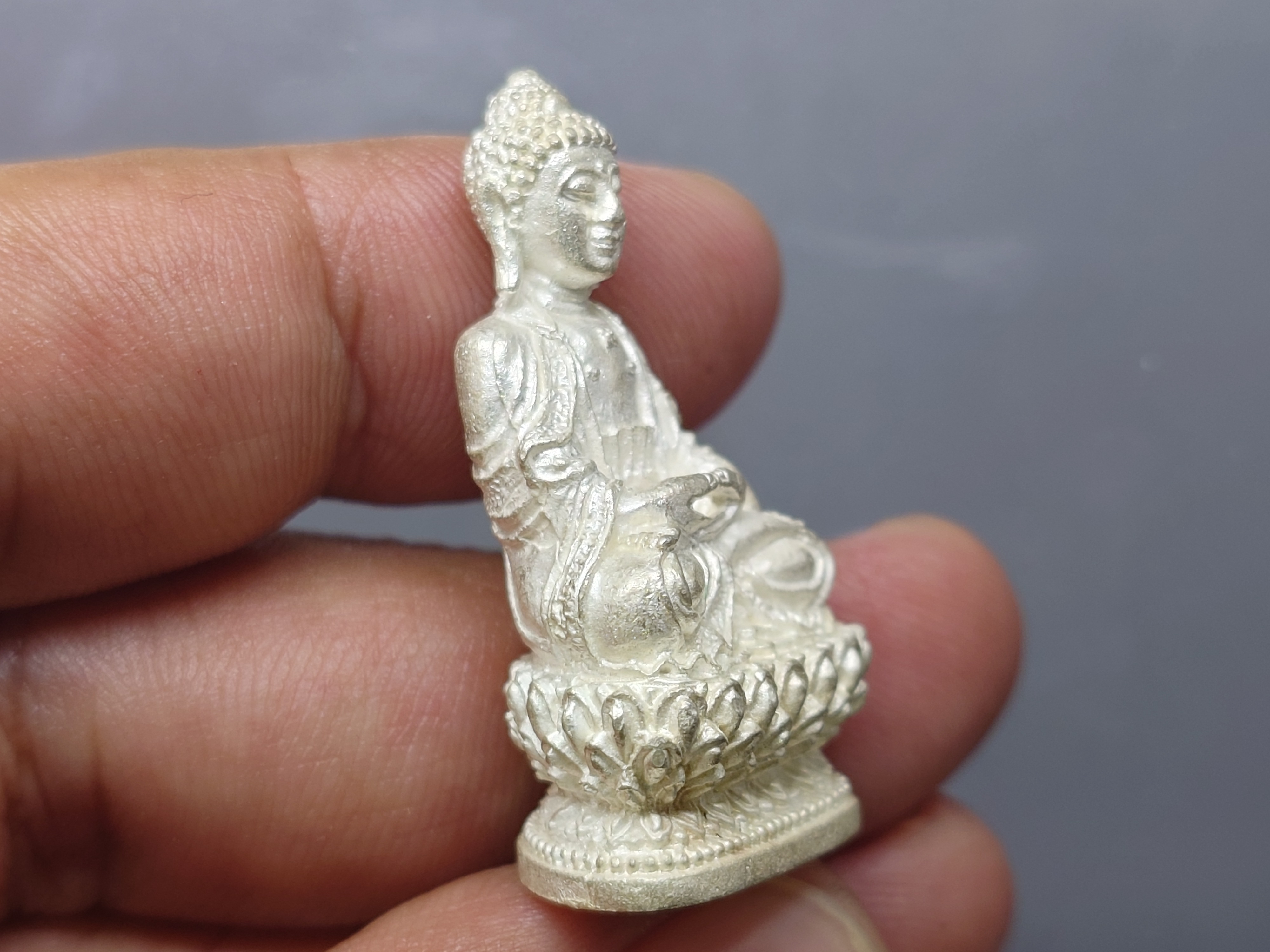 พระกริ่งจีน ต้าเยิ่นถะ ญสส รุ่นแรก เนื้อเงิน รุ่นจาริกเมืองจีน ปี2536 พร้อมกล่องเดิม