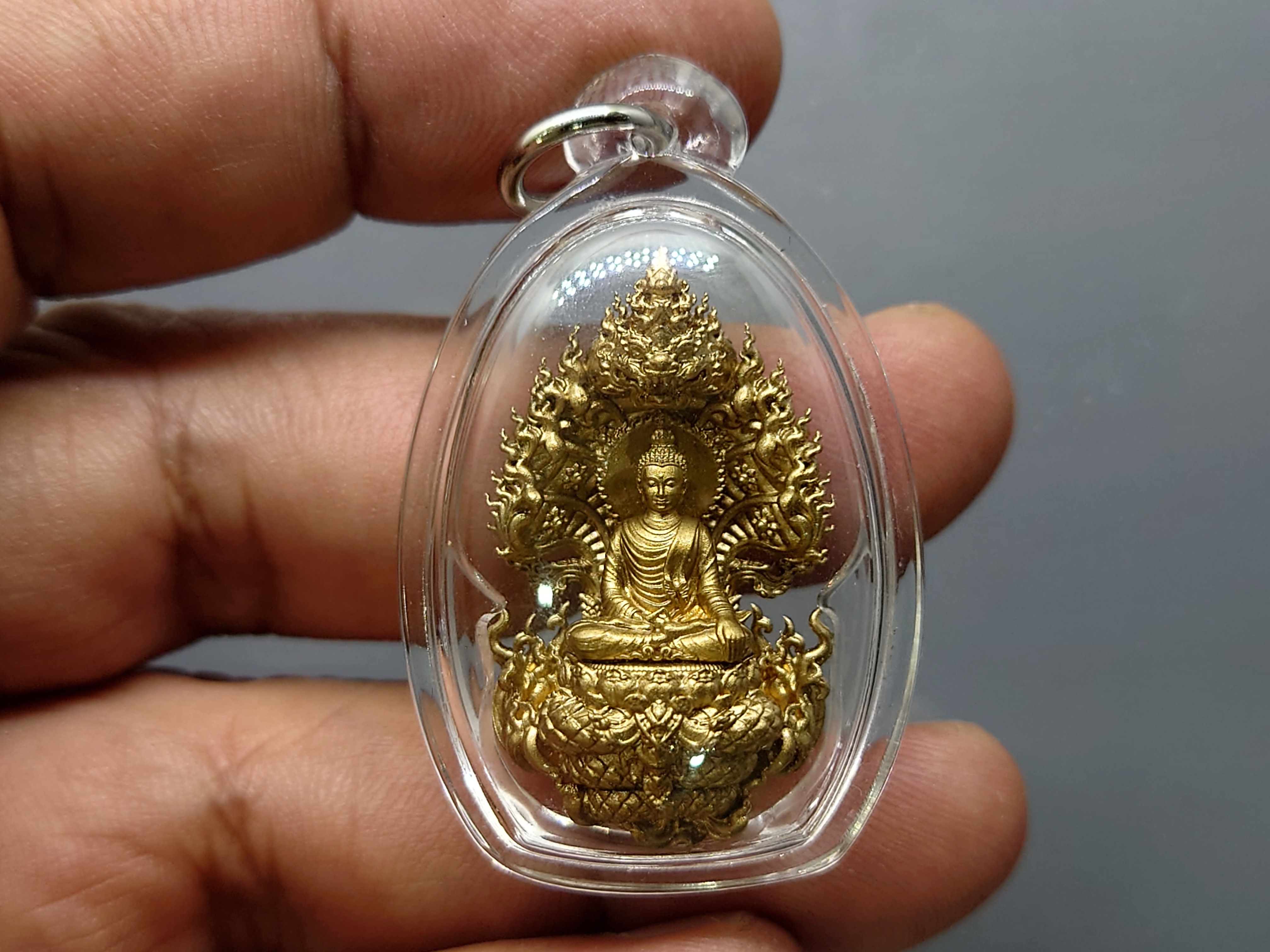 เหรียญหล่อนาคปรกพุทธศิลป พระพุทธสุขนิรันตร์ เนื้อบรอนซ์ พิมพ์เล็ก สร้าง 99 องค์ วัดสิรินธรเทพรัตนาราม พ.ศ.2563 กล่องเดิม