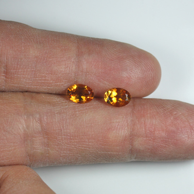 **ขายแล้ว**ซิทริน (Citrine) 2 เม็ด น้ำหนักรวม 1.38 กะรัต
