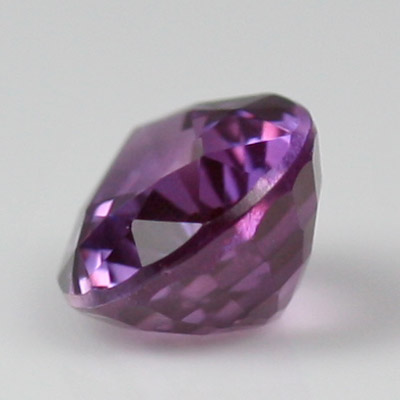 **ขายแล้ว**แซปไฟร์สีม่วง (Violet Sapphire) 0.72 กะรัต ไฟดี ประกายดี