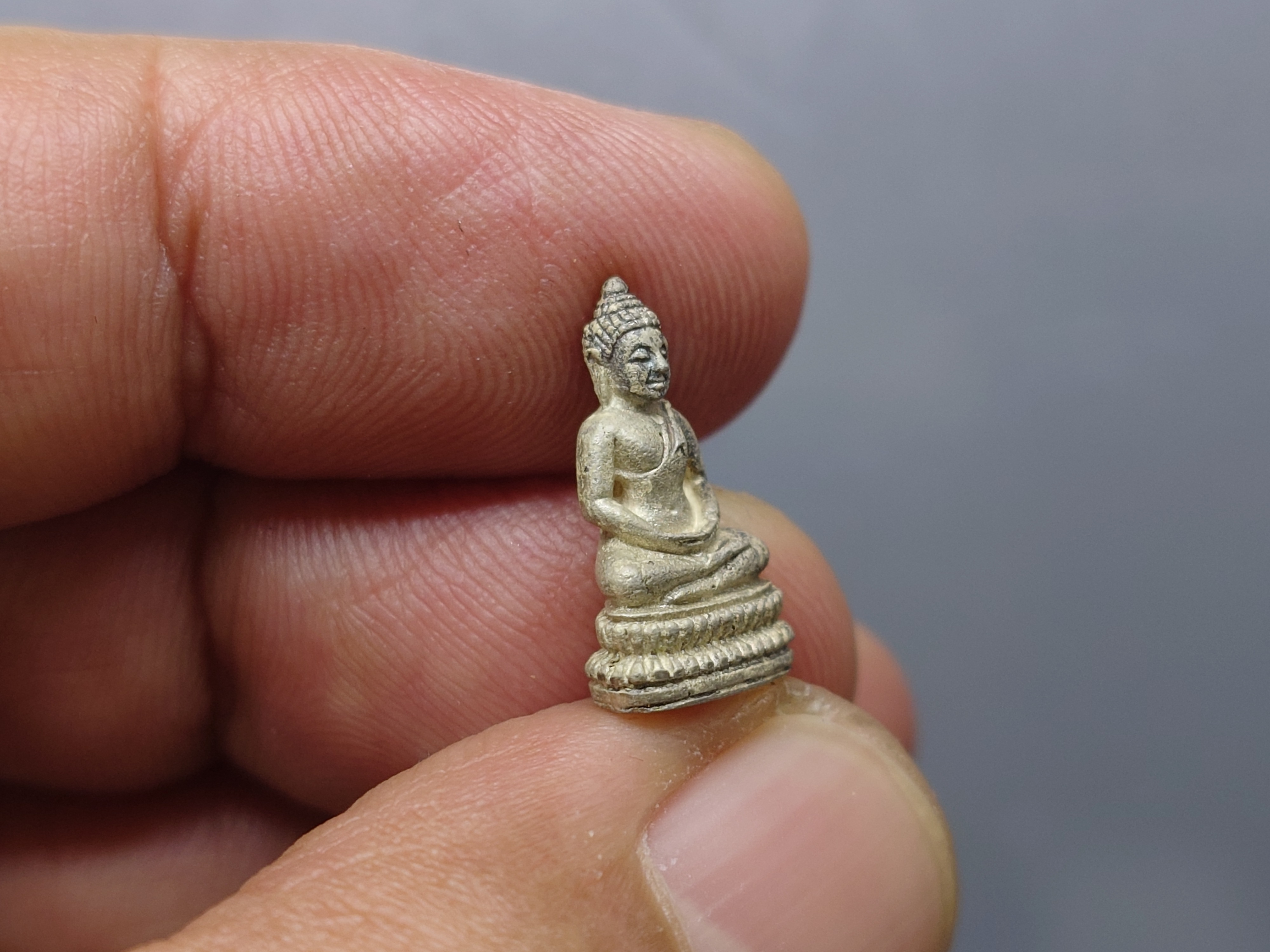 พระกริ่งวัดสุทัศน เนื้อเงิน มูลนิธิอัฏฐมราชานุสรณ์ จัดสร้าง พิธีพุทธาภิเษก ณ พระอุโบสถวัดสุทัศนเทพวราราม ปี2534 นิยม หายาก กล่องเดิม