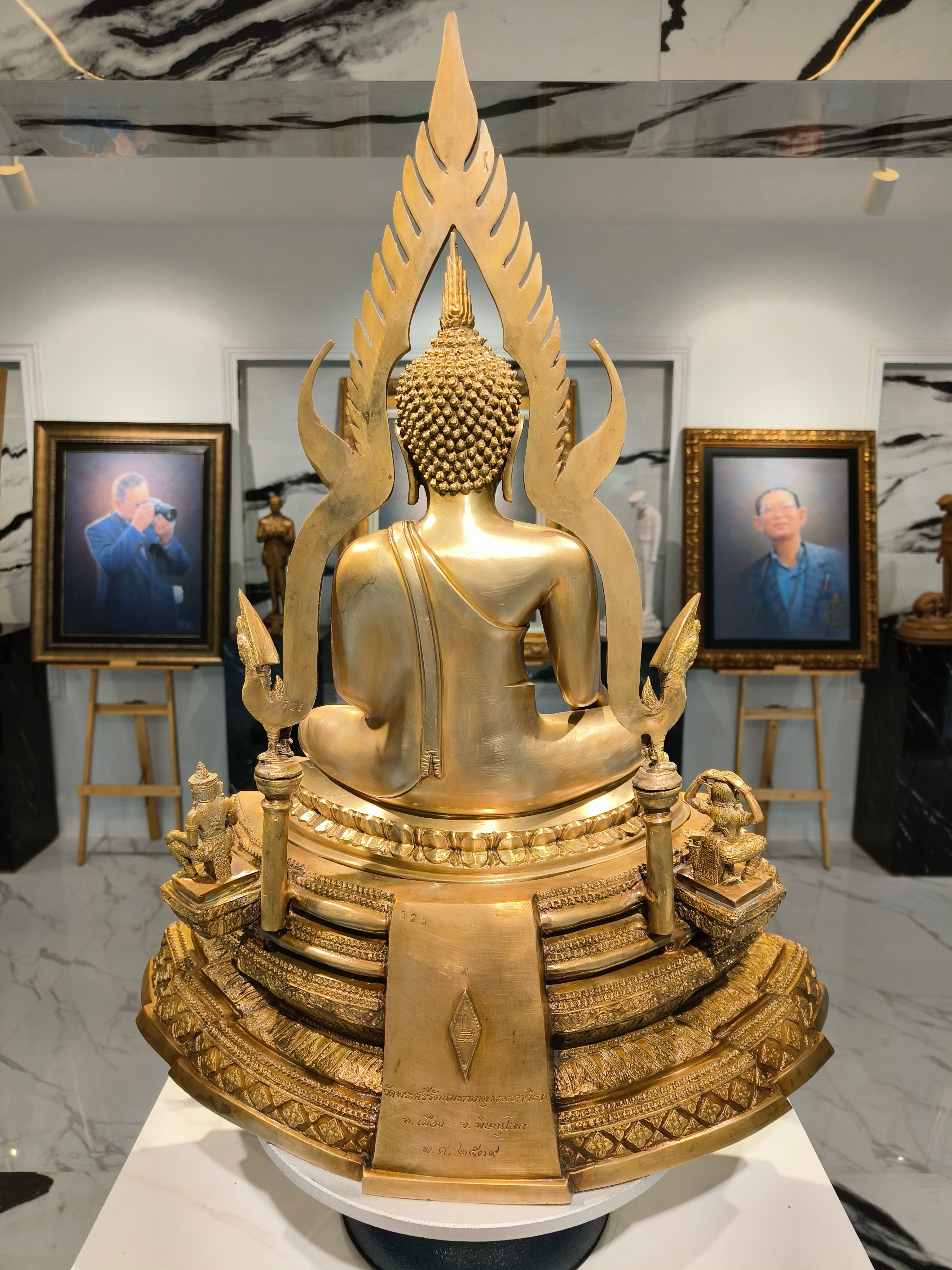 พระพุทธรูป พระพุทธชินราช ฐานสูง หน้าตัก 9 นิ้ว วัดพระศรีรัตนมหาธาตุวรมหาวิหาร จ.พิษณุโลก จัดสร้าง ปี พ.ศ.2539