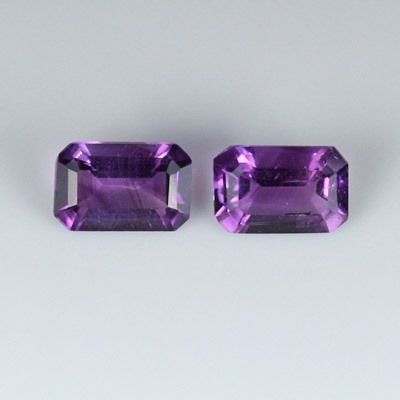 **ขายแล้ว**อเมทิสต์ (Amethyst) น้ำหนักรวม 0.94 กะรัต สีม่วง มาเป็นคู่