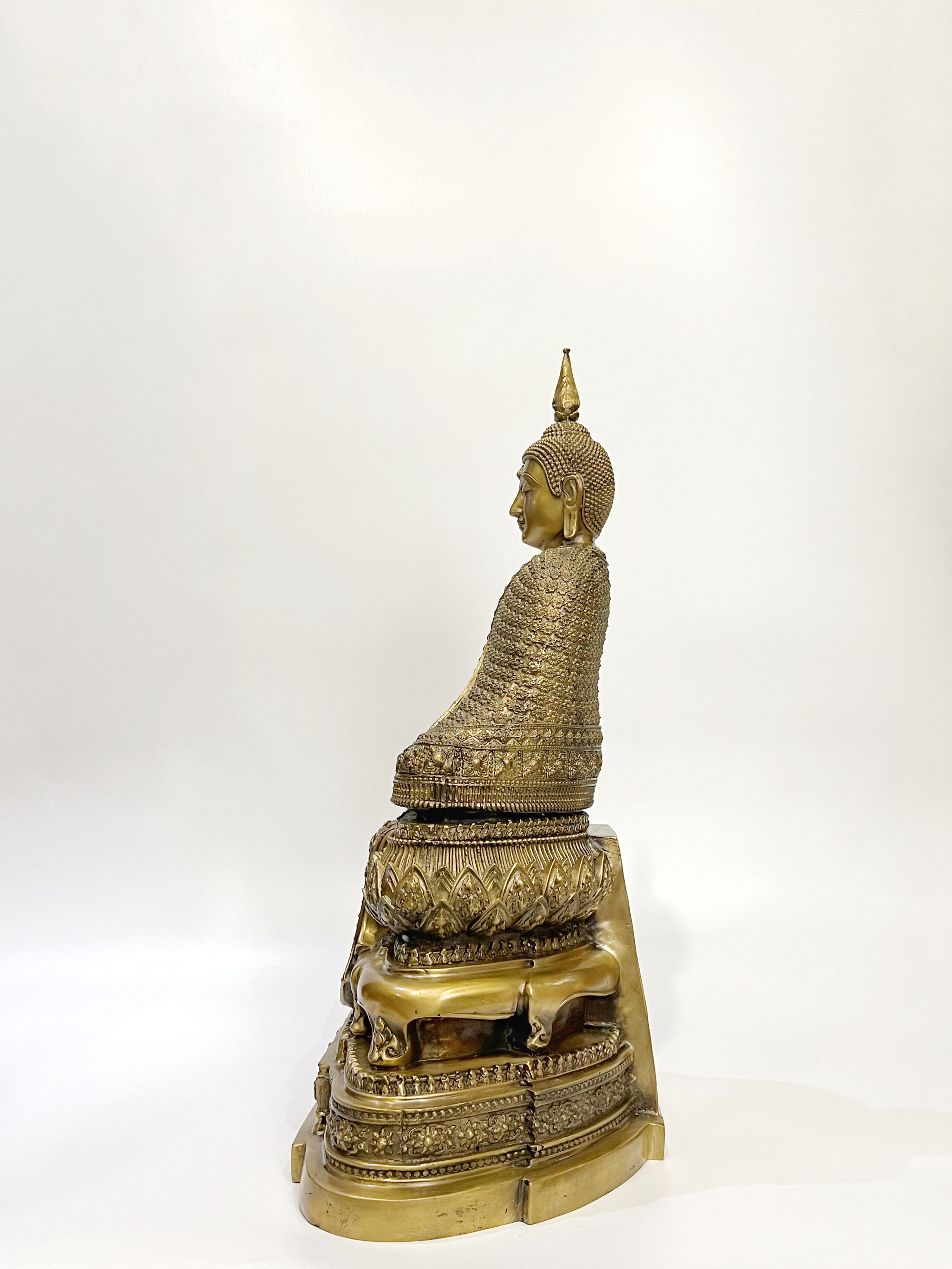 รูปหล่อ พระแก้วมรกต ทรงเครื่อง 3 ฤดู หน้าตัก 9 นิ้ว