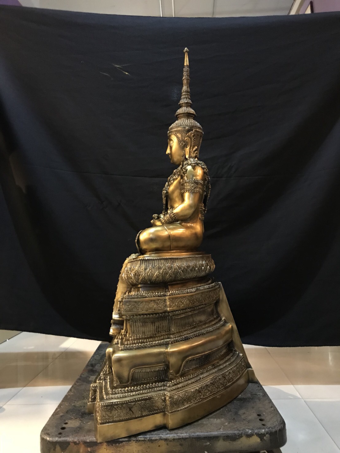 พระพุทธรูป พระแก้วมรกต 16 นิ้ว (3 ถอด) สมโภช 200 ปีกรุงรัตนโกสินทร์ วัดพระศรีรัตนศาสดาราม พ.ศ. 2525