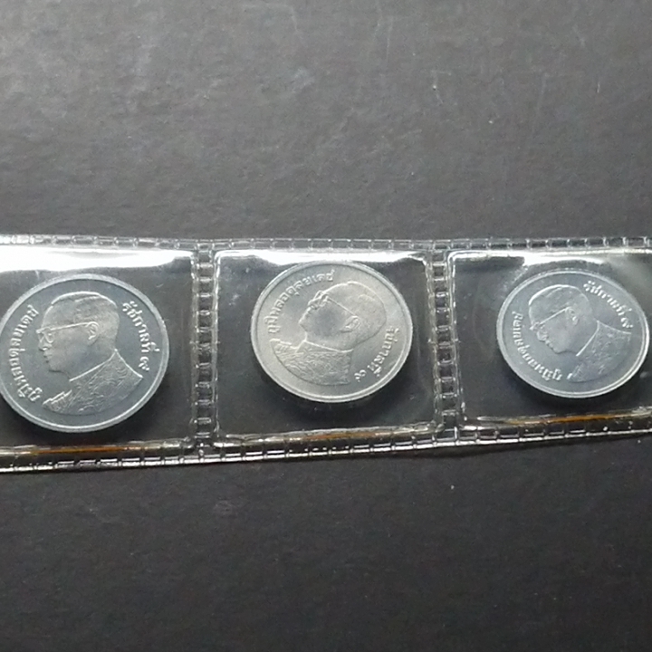 ที่คั่นหนังสือ ชุดเหรียญสตางค์ ปี 2551 ไม่ผ่านใช้