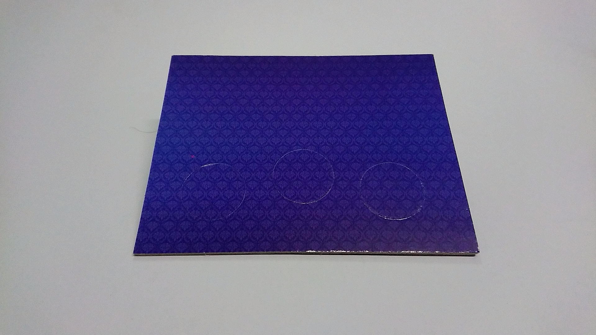 แผงใส่เหรียญชนิดราคา 100 บาท ครบชุดนิเกิล 3 ช่อง สีน้ำเงิน