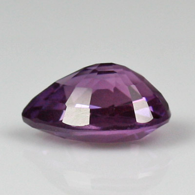 **ขายแล้ว**แซปไฟร์สีม่วง (Violet Sapphire) 0.72 กะรัต ไฟดี ประกายดี
