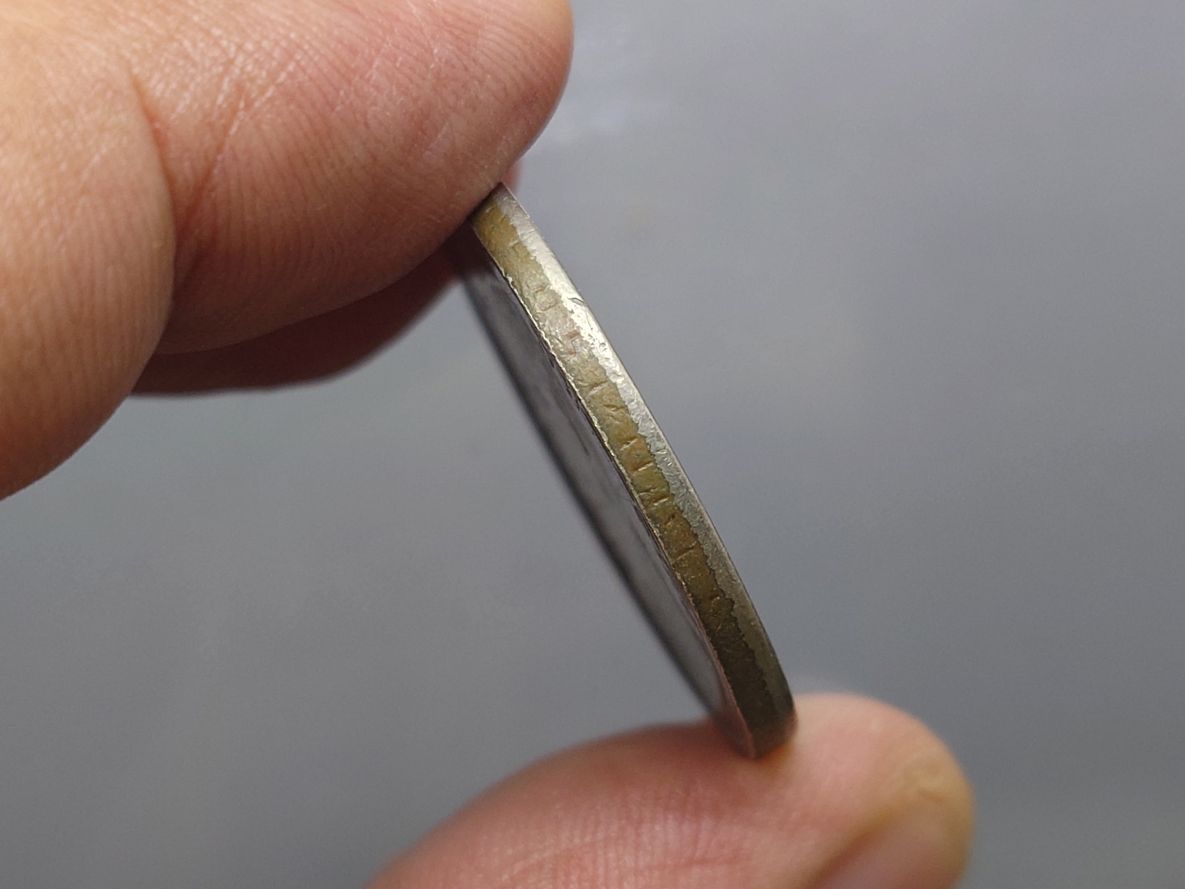 เหรียญ 5 บาท ครุฑเฉียง ปี2520 ผ่านใช้งาน