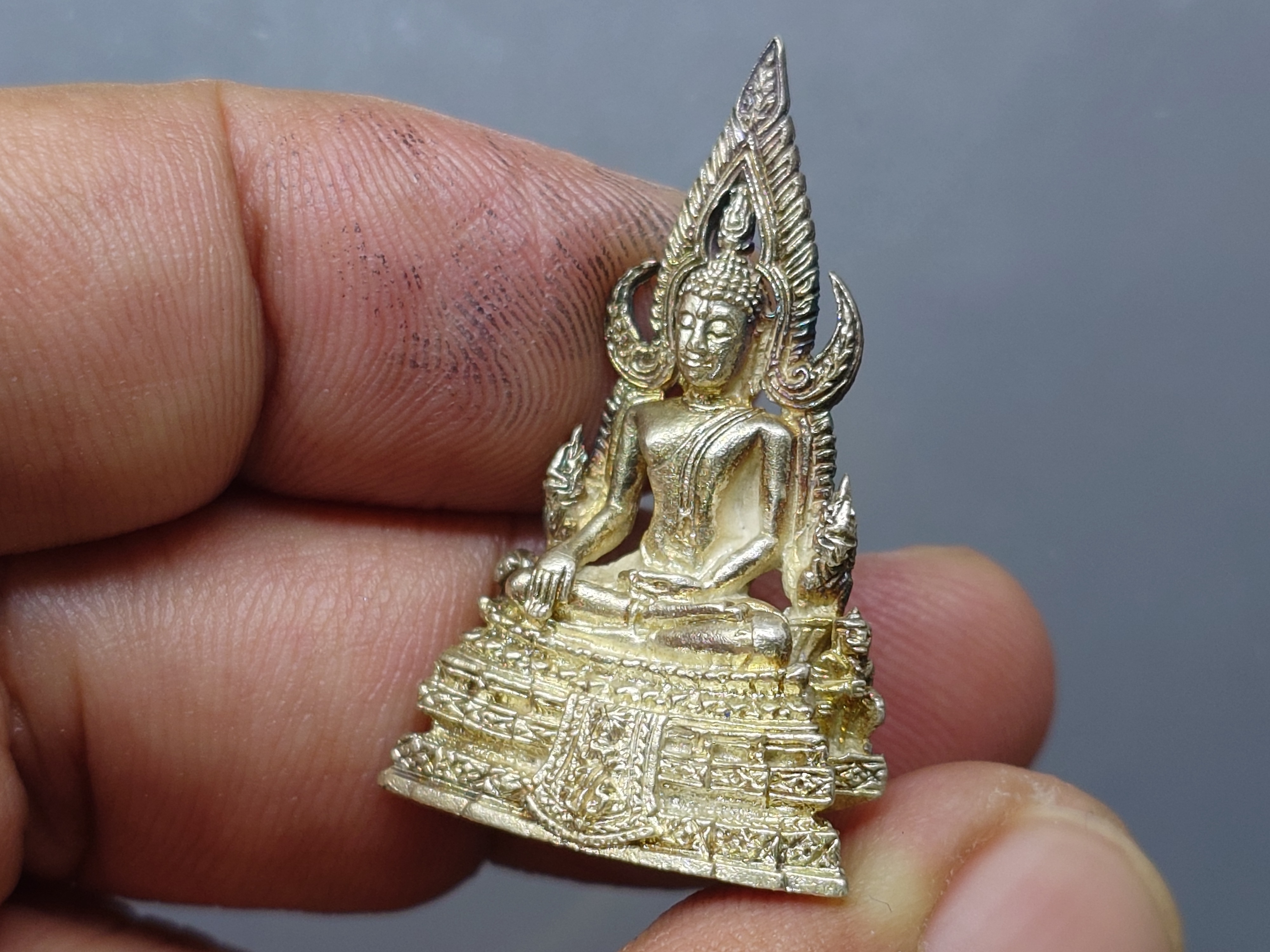 พระกริ่ง พระพุทธชินราช ภปร เนื้อเงิน (พิมพ์ ใหญ่ สูง 3.2 ซ.ม.) รุ่นปฎิสังขรณ์ วัดพระศรีมหาธาตุๆ จ.พิษณุโลก ปี2535 ตลับเดิม