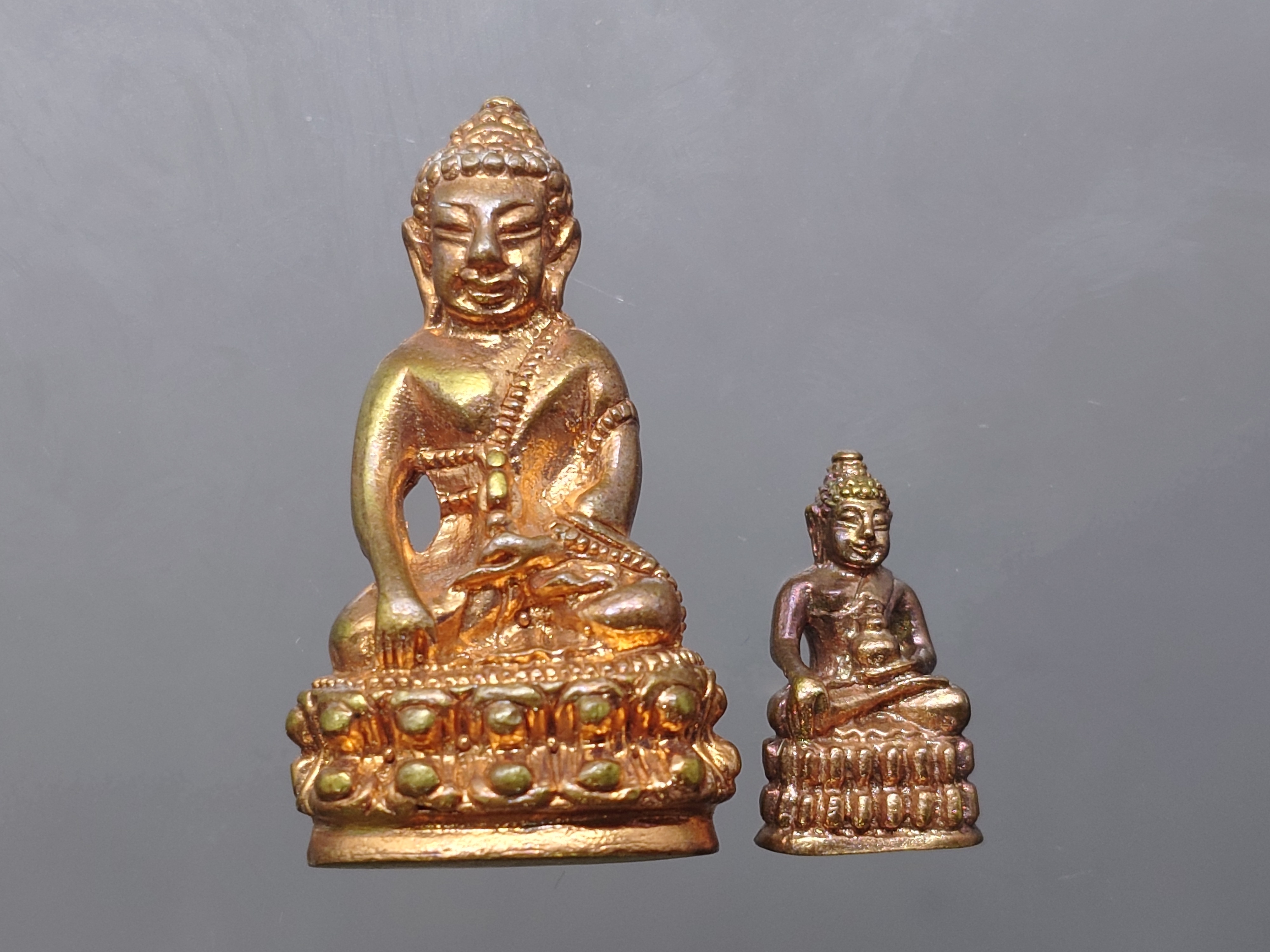 พระกริ่งพระชัยวัฒน์ มหาราช 80 พรรษา รัชกาลที่9 เนื้อนวะโลหะ สมเด็จพระเทพฯ ทรงเททอง ธนาคารออมสิน จัดสร้าง วัดบวรนืเวศวิหาร ปี2550 พร้อมกล่องเดิม